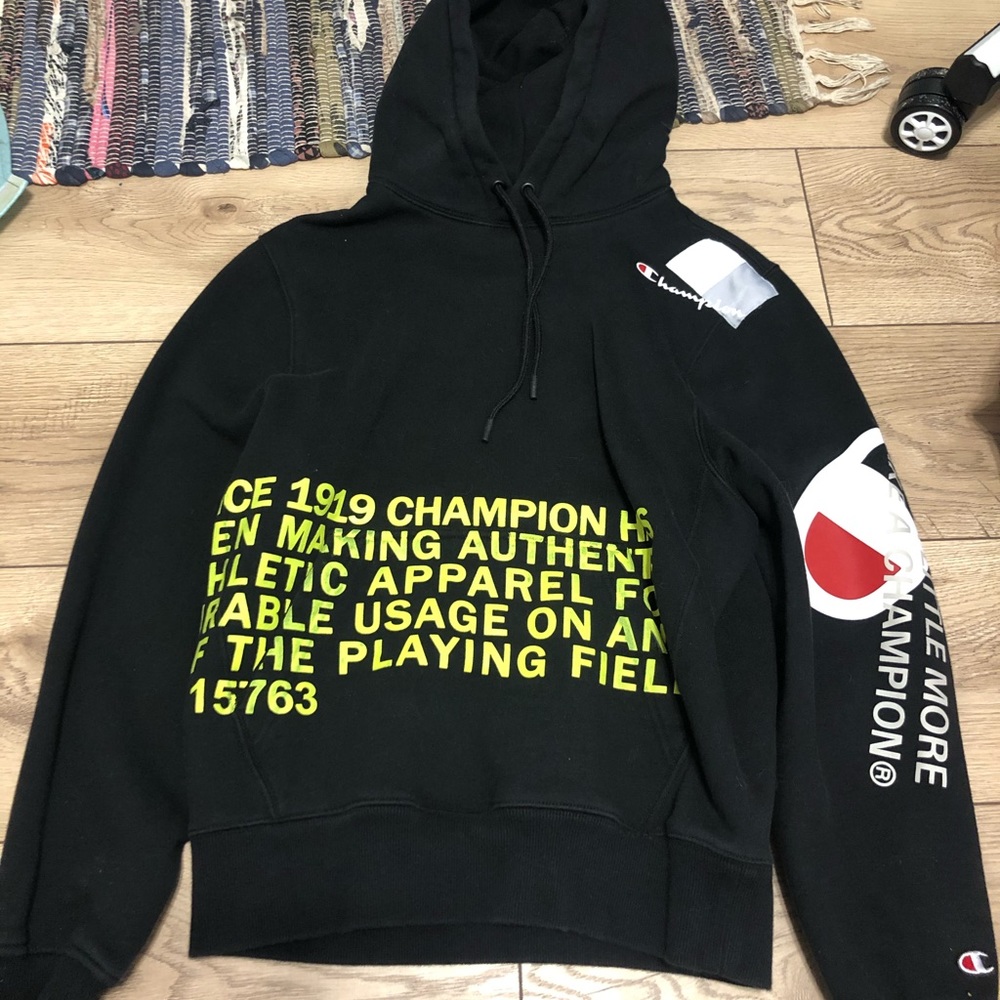Champion hoodie